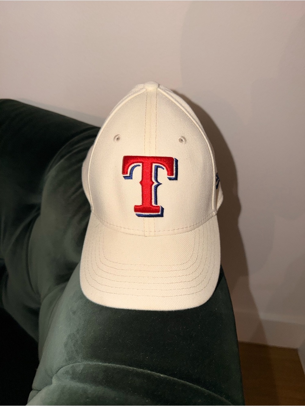 Cream Baseball Cap with Red 'T' Logo